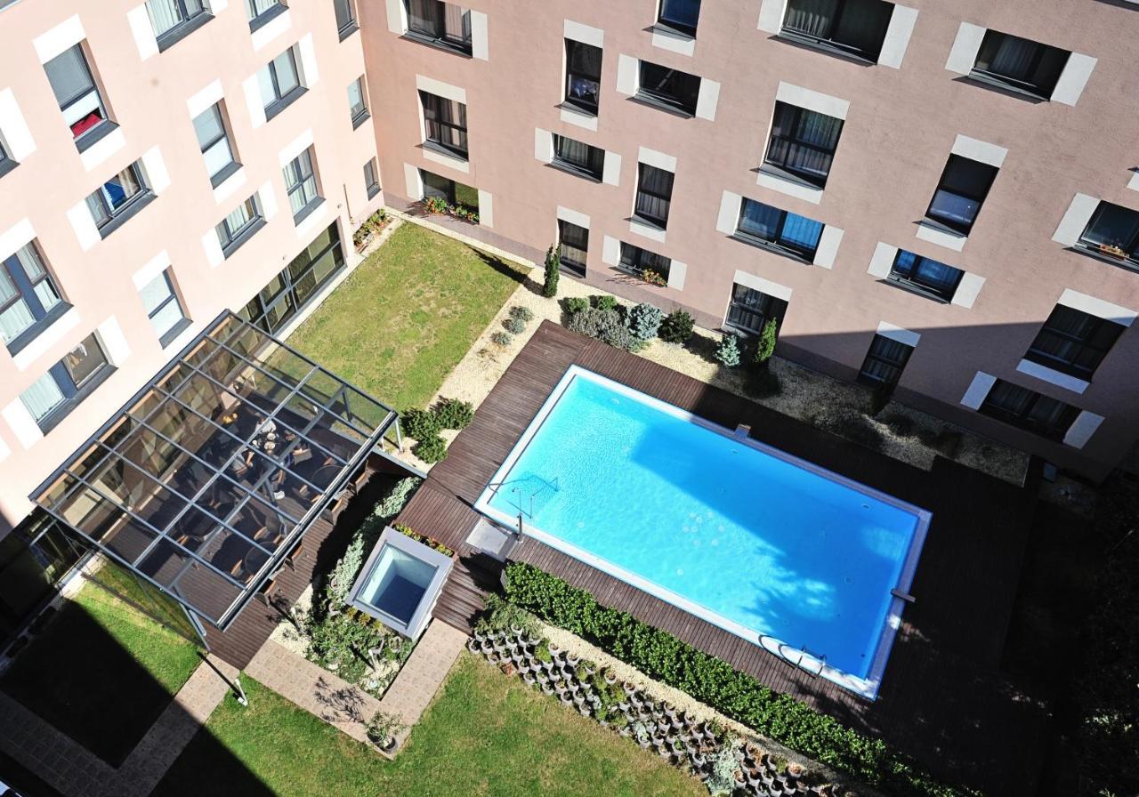Melrose Apartments Братислава Экстерьер фото